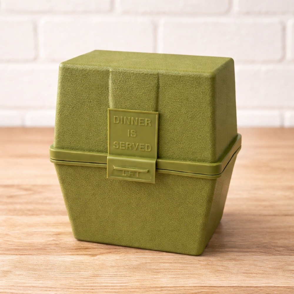 Vintage 1972 Marjon Promotions Sohio Dinner Is Served Recipe Box Green 118 Cards
